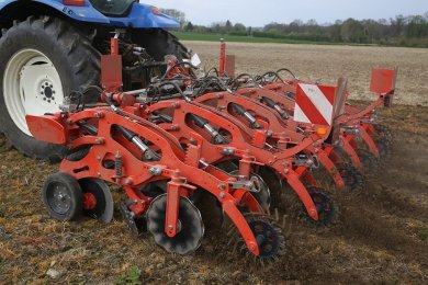 Kuhn STRIGER 100